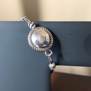 Silver band‎ Bracelet